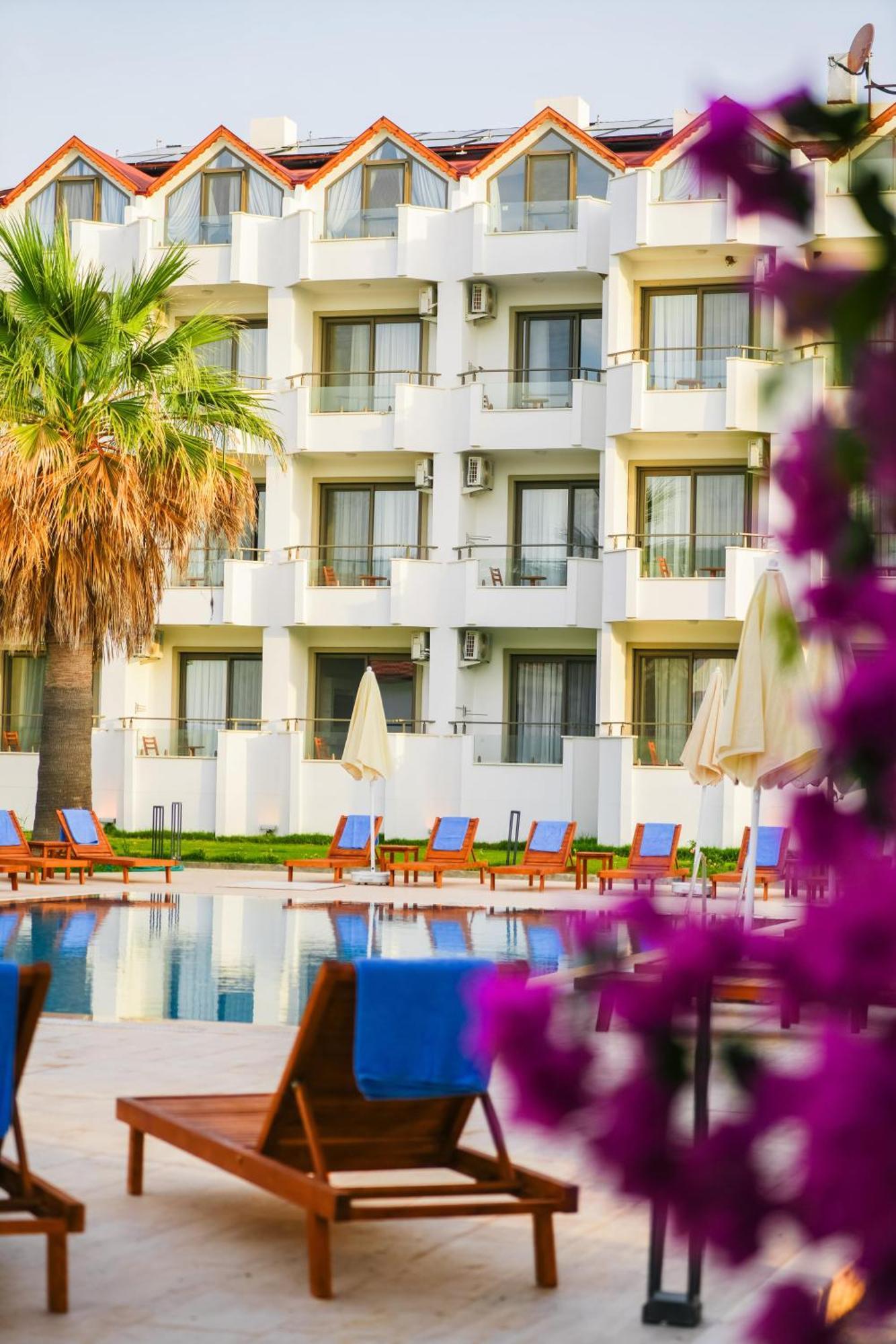 Feri Surf Club Hotel Datça Luaran gambar