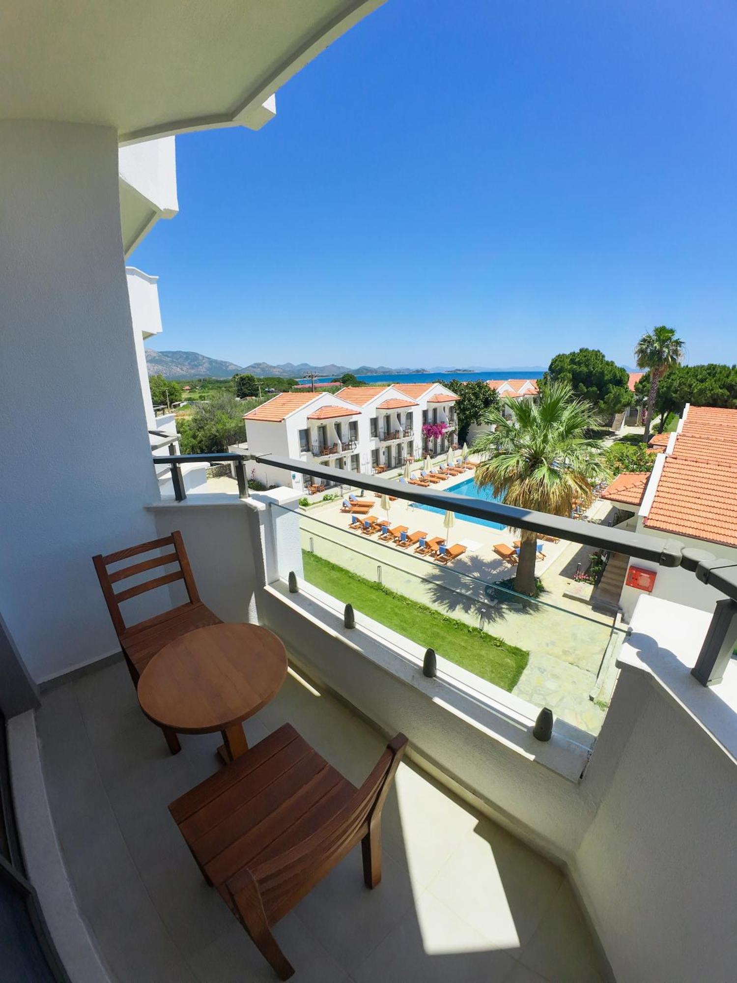 Feri Surf Club Hotel Datça Luaran gambar